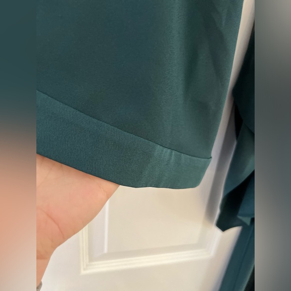 BCBGMAXAZRIA Shawl Collar Belted Top in Hunter Green, Size S - Picture 3 of 12